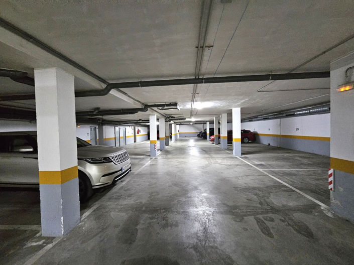 Image No.25-3 Bed Property for sale