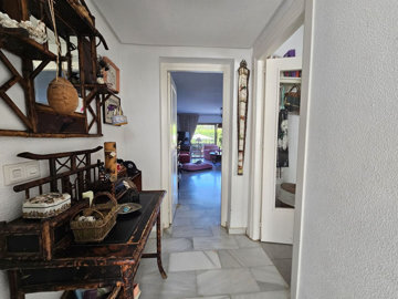 12-53013098fcab6c38b1379cd33298e050