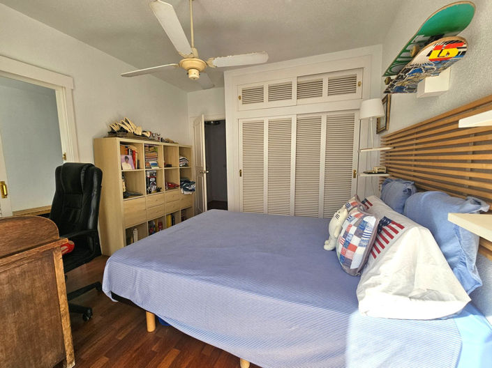 Image No.21-3 Bed Property for sale