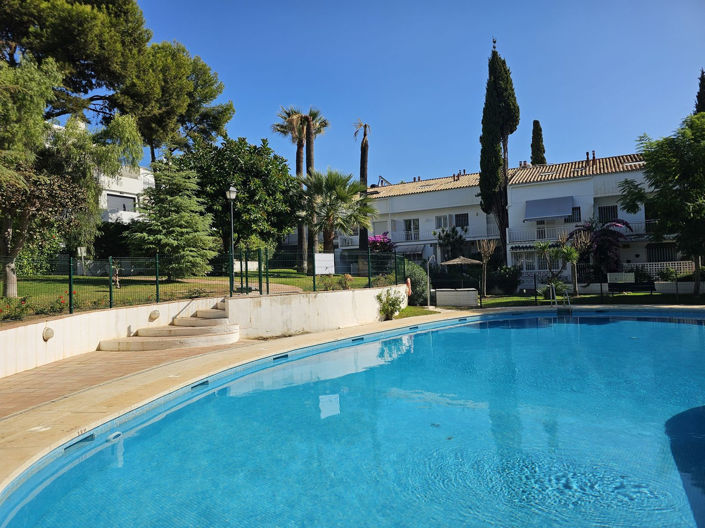 Image No.31-3 Bed Property for sale