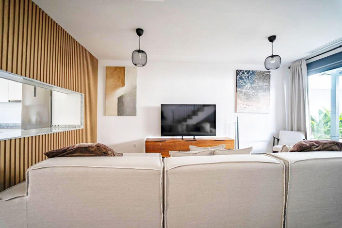 Image No.3-3 Bed Property for sale