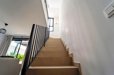 8-e64a9055bba3e77ac8aca3b893cdf826