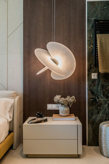 Image No.17-6 Bed Property for sale