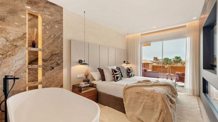 Image No.10-3 Bed Property for sale