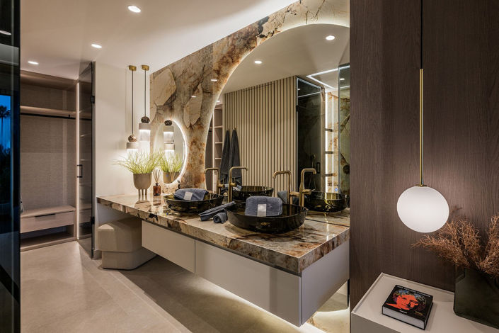 Image No.26-3 Bed Property for sale