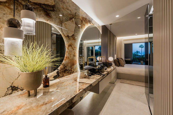 Image No.28-3 Bed Property for sale