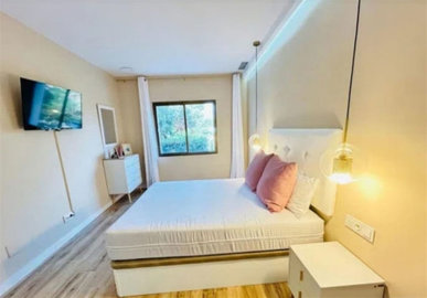 10-bb915d1cb19341576dcdc994b81ab9c5