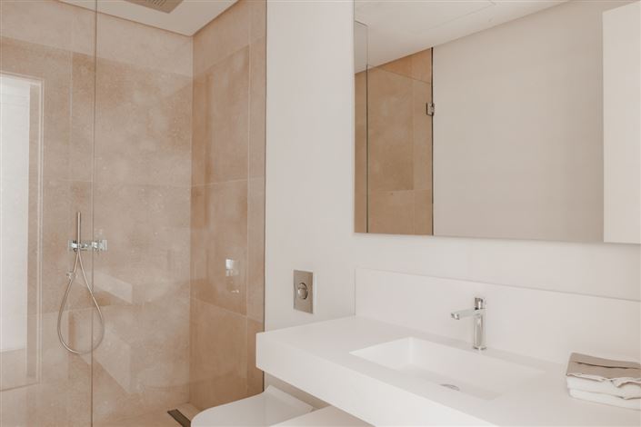 Image No.17-2 Bed Apartment for sale