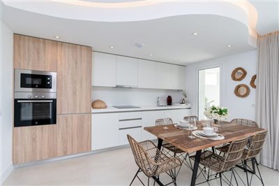 17-dd5fcd4f0eb487dfa3803f7e20814c0e