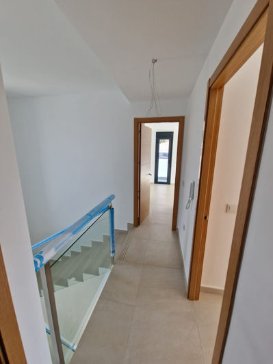 Image No.13-4 Bed Villa / Detached for sale