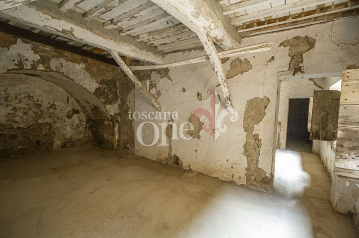 Image No.18-4 Bed House for sale