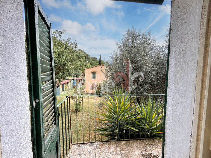 Image No.10-2 Bed House for sale