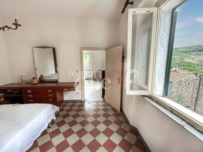 Image No.13-2 Bed House for sale