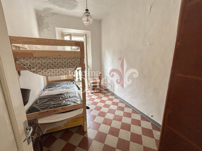 Image No.20-2 Bed House for sale