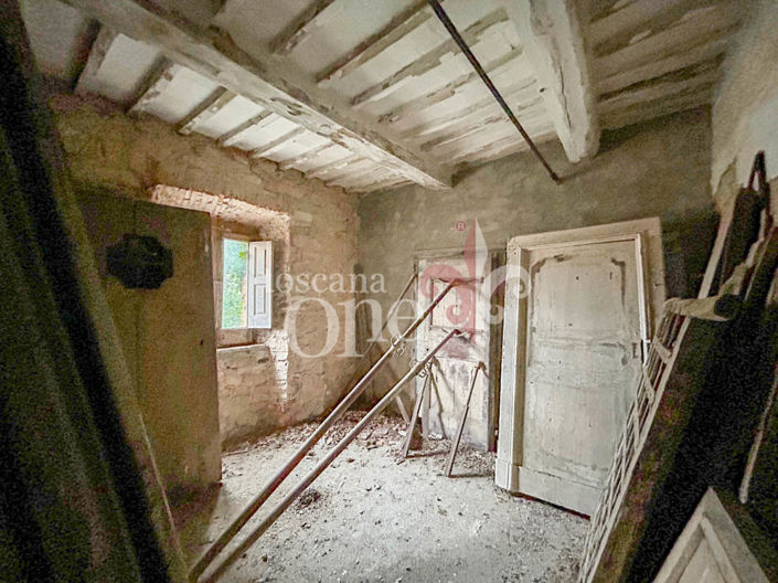 Image No.16-6 Bed House for sale