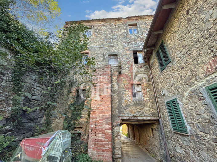 Image No.2-6 Bed House for sale