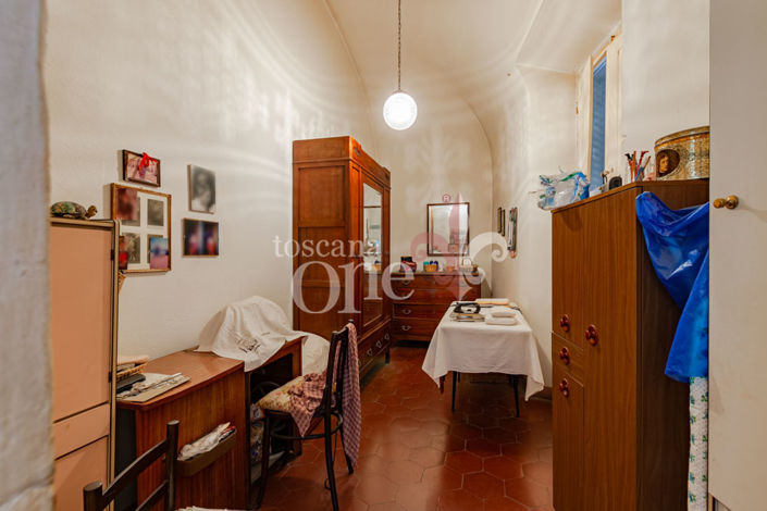 Image No.22-4 Bed House for sale