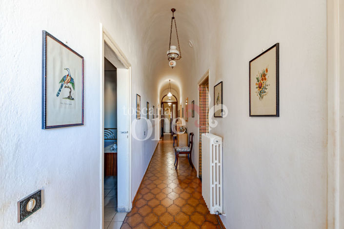 Image No.28-4 Bed House for sale