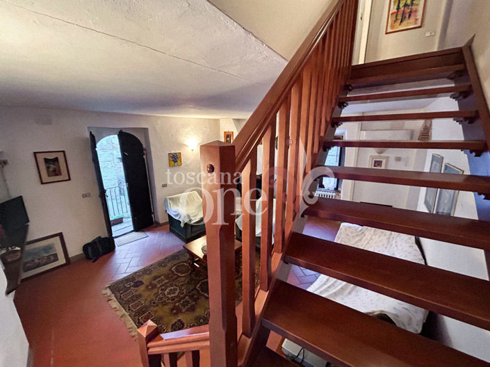 Image No.10-2 Bed House for sale