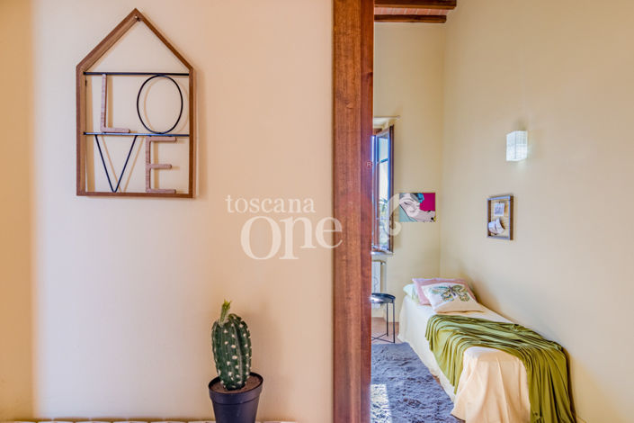 Image No.20-2 Bed Apartment for sale