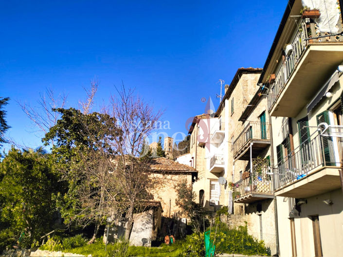 Image No.3-5 Bed Apartment for sale