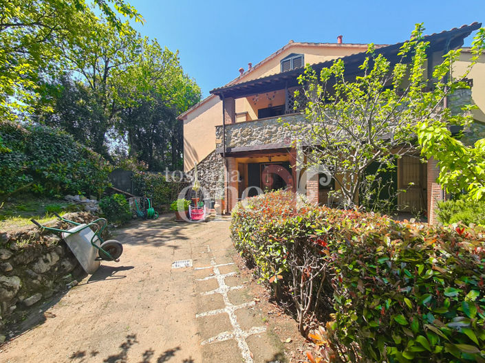 Image No.1-2 Bed House for sale