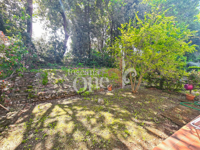 Image No.11-2 Bed House for sale