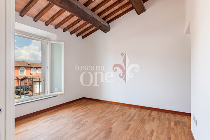 Image No.14-3 Bed House for sale