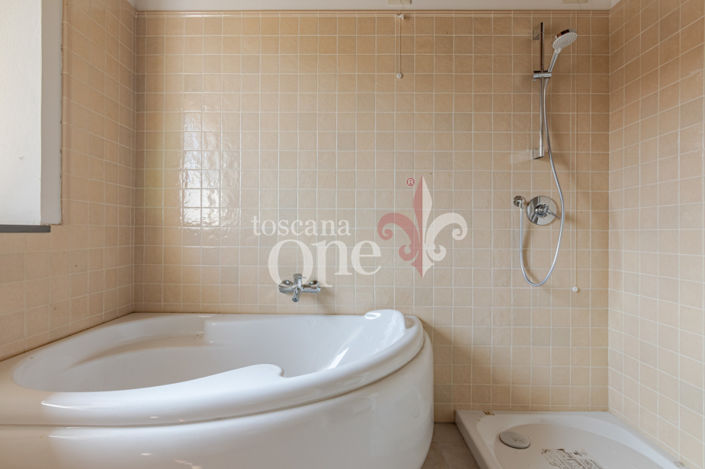 Image No.13-3 Bed House for sale