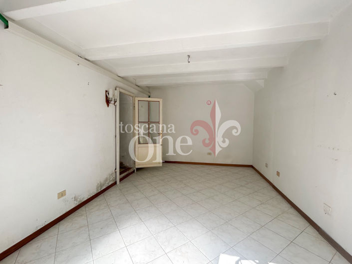 Image No.6-2 Bed House for sale