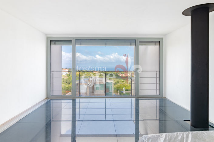 Image No.19-1 Bed Townhouse for sale