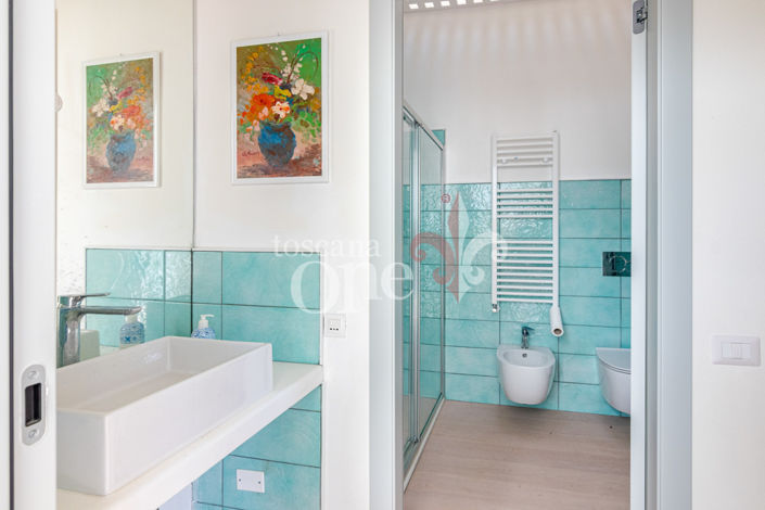 Image No.28-1 Bed Townhouse for sale