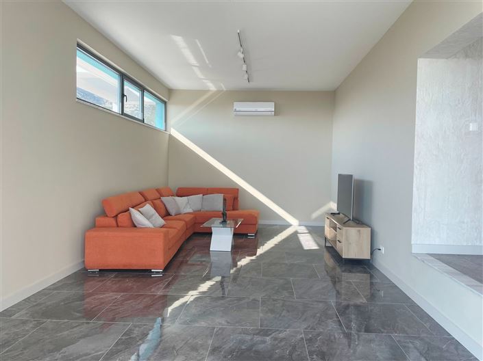 Image No.2-Maison de 4 chambres à vendre à Paphos