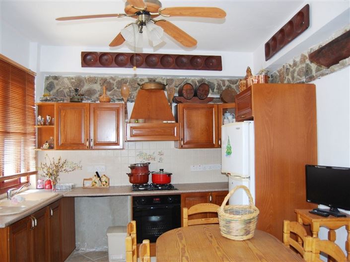 Image No.3-2 Bed House for sale