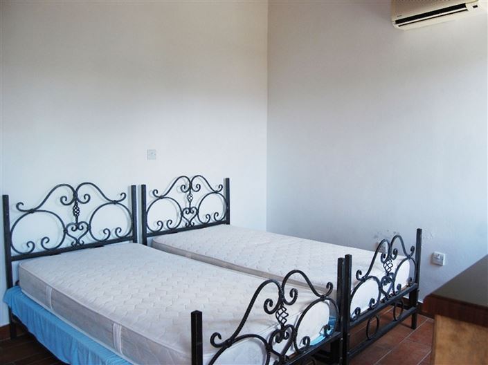 Image No.7-2 Bed House for sale