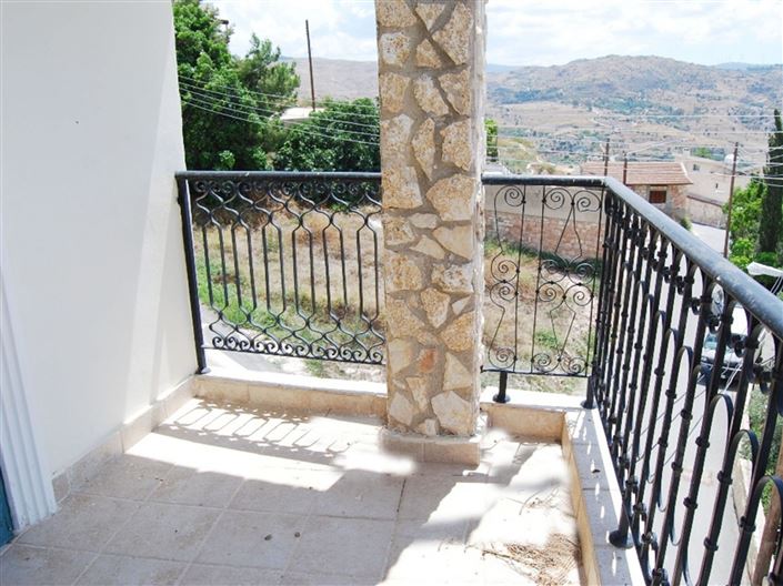 Image No.9-2 Bed House for sale