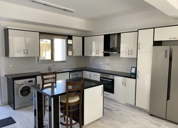 Image No.2-3 Bed House for sale