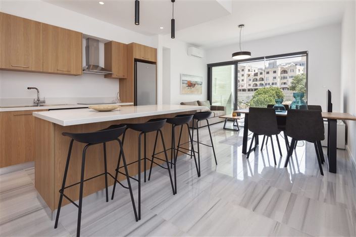 Image No.3-2 Bed Apartment for sale