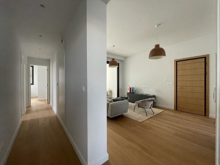 Image No.12-3 Bed Apartment for sale