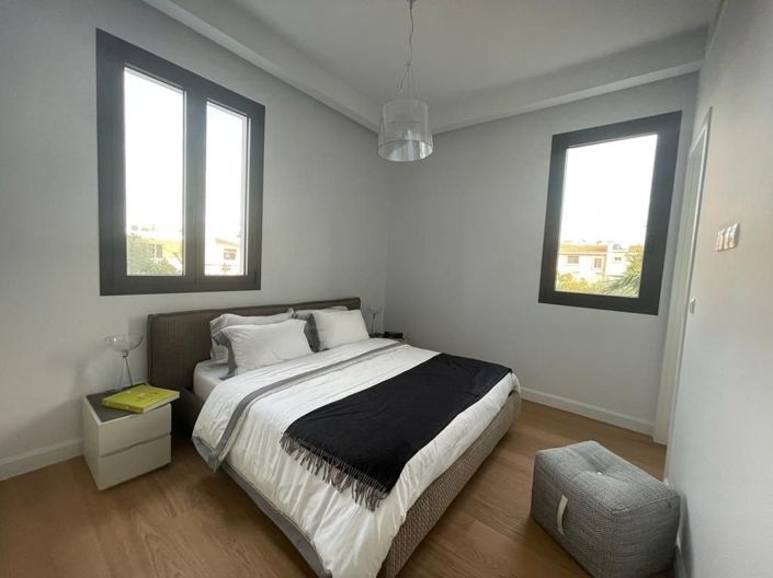 Image No.8-3 Bed Apartment for sale