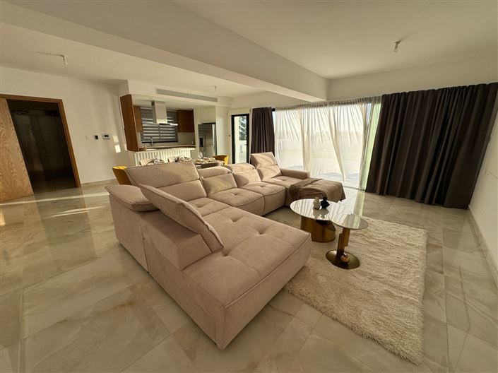 Image No.2-3 Bed Penthouse for sale