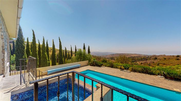 Image No.26-5 Bed House for sale