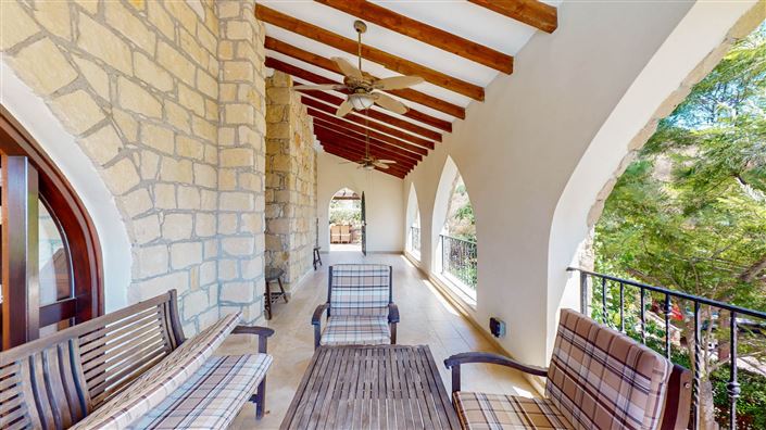 Image No.27-5 Bed House for sale