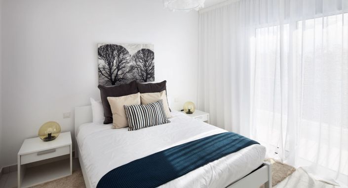 Image No.5-2 Bed House for sale