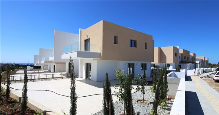 Image No.1-3 Bed House for sale