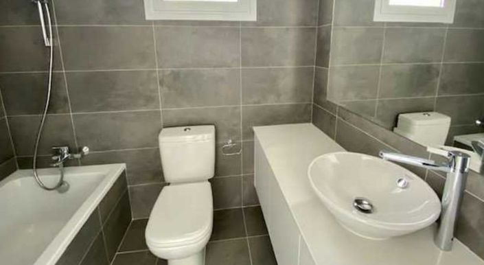 Image No.4-3 Bed House for sale