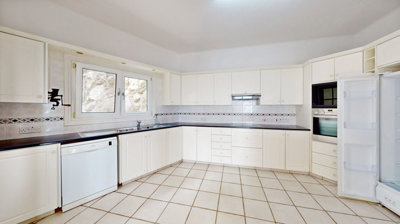 635cb7a6-62aa-4597-9da2-5f43dbf1a0df