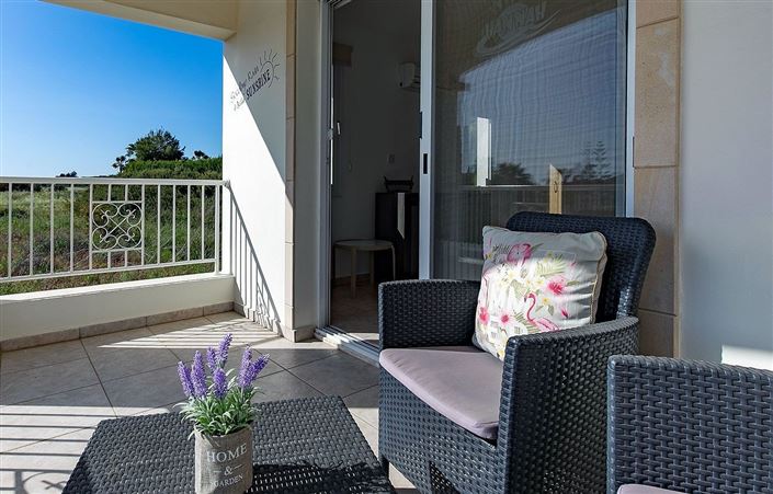 Image No.17-3 Bed House for sale