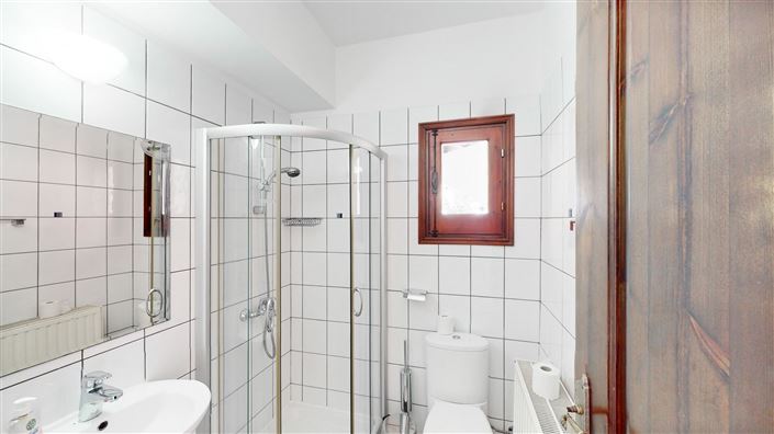 Image No.13-3 Bed House for sale