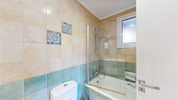 Image No.14-5 Bed House for sale